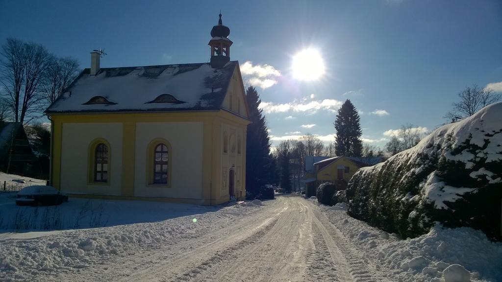 Penzion Pod Zvonem Hyncice pod Susinou Luaran gambar
