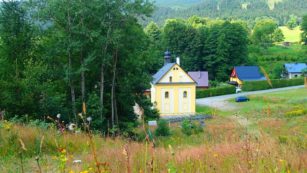 Penzion Pod Zvonem Hyncice pod Susinou Luaran gambar