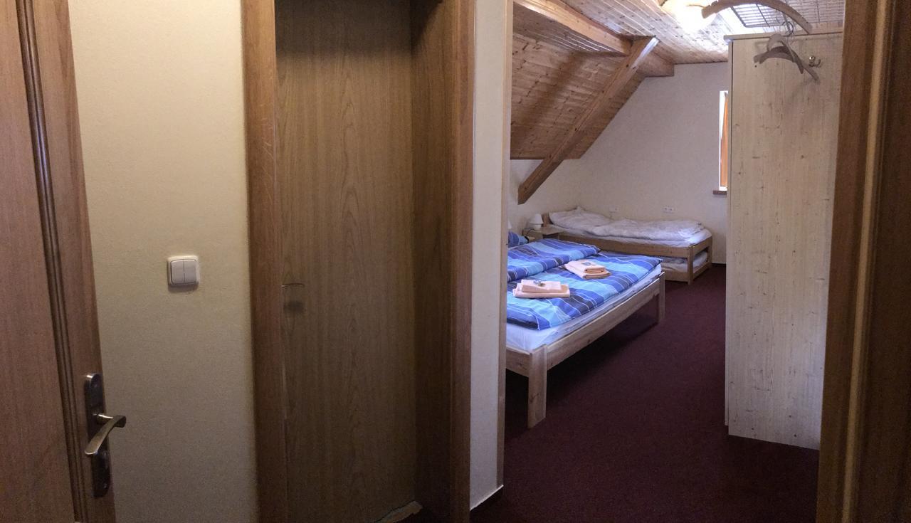 Penzion Pod Zvonem Hyncice pod Susinou Luaran gambar