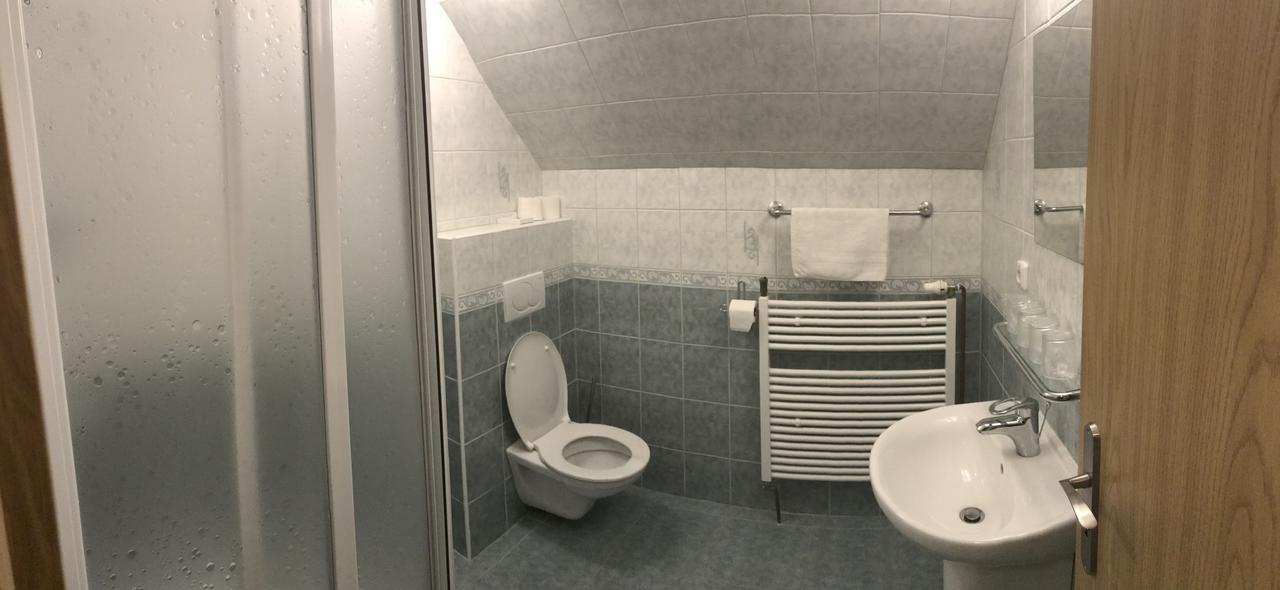 Penzion Pod Zvonem Hyncice pod Susinou Luaran gambar